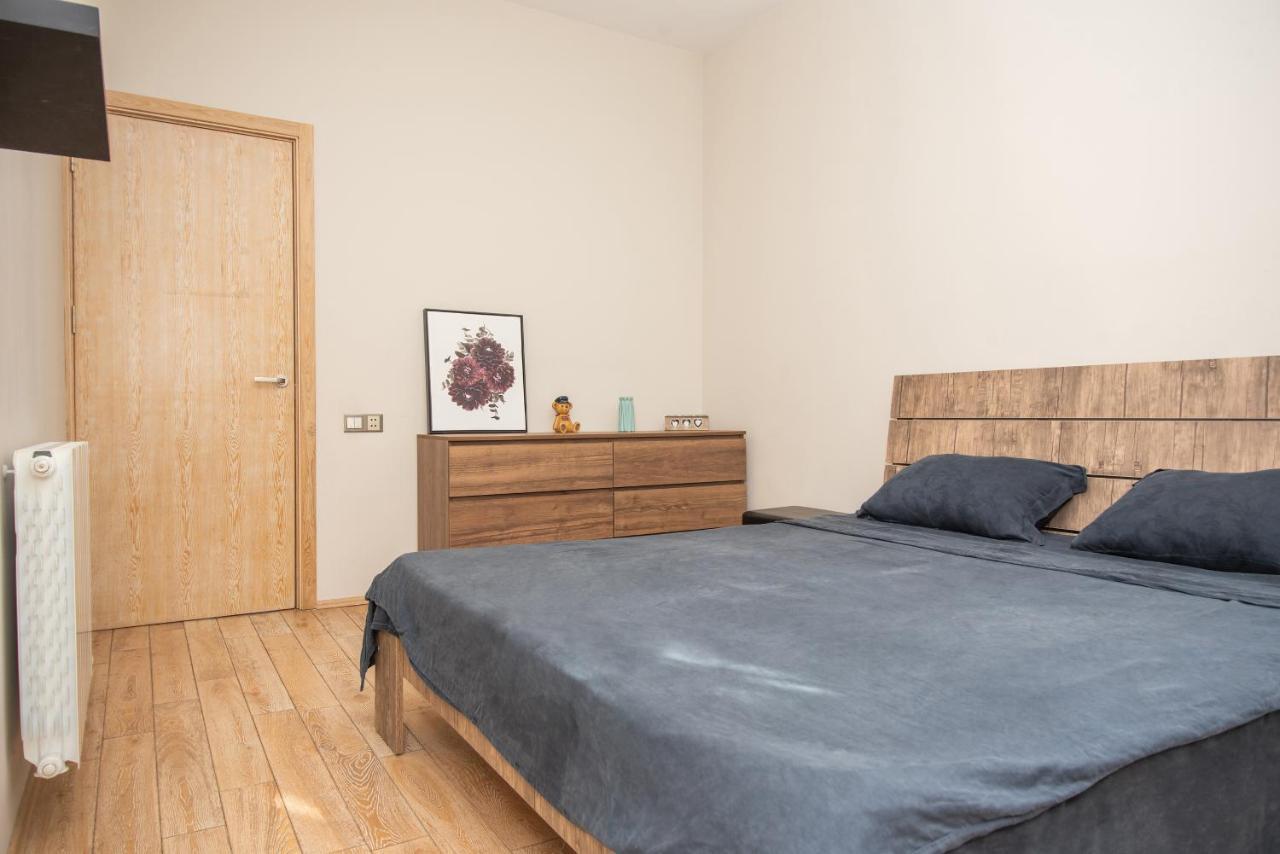 Luxury 4 Bedroom Apartment #1 In The City Center Of Tbilisi Exterior foto